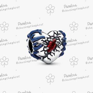 Pandora Stranger Things Glow-in-the-dark Heart Charm